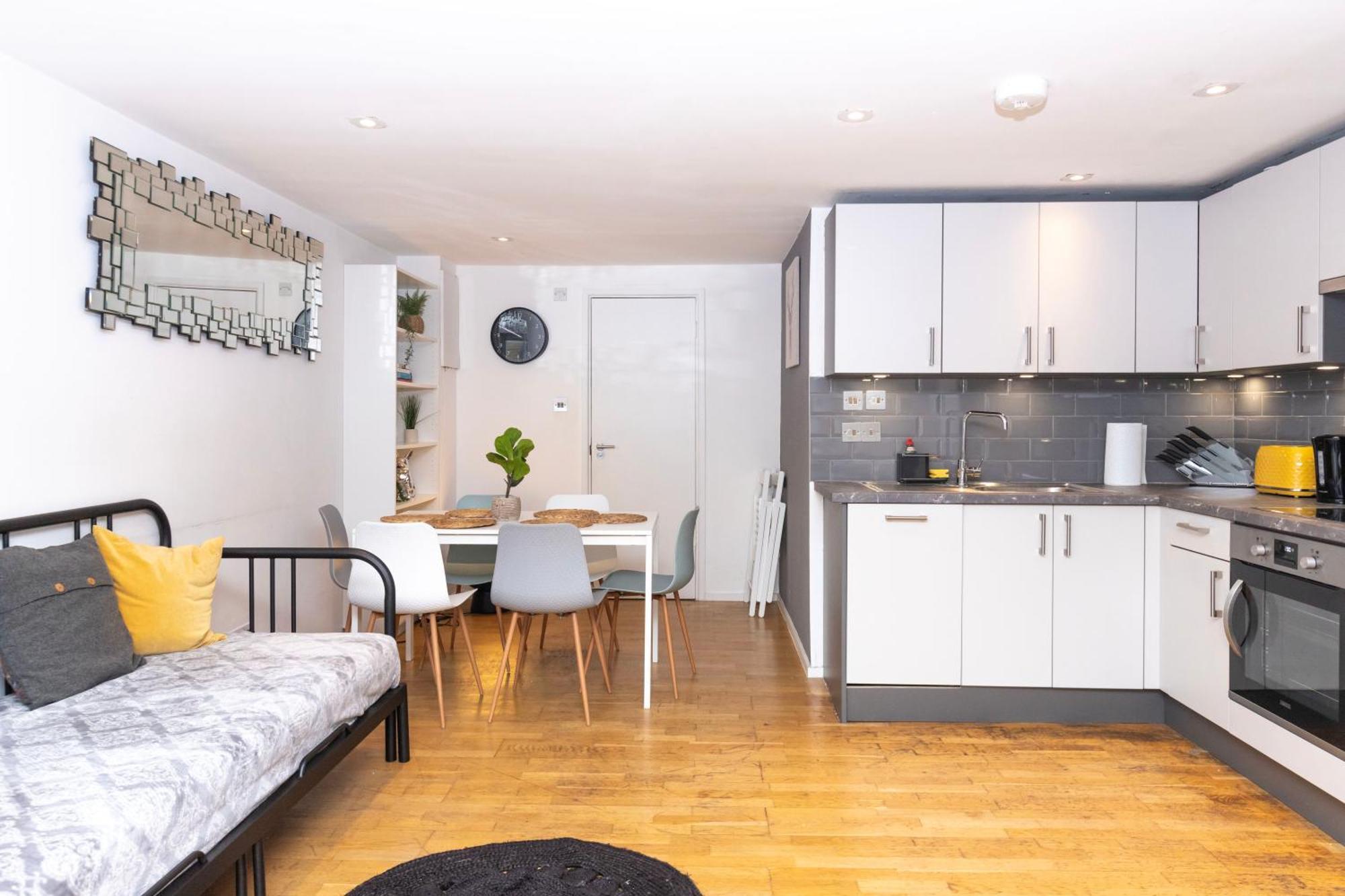 Cosy Ground Floor Apartment London Exterior photo