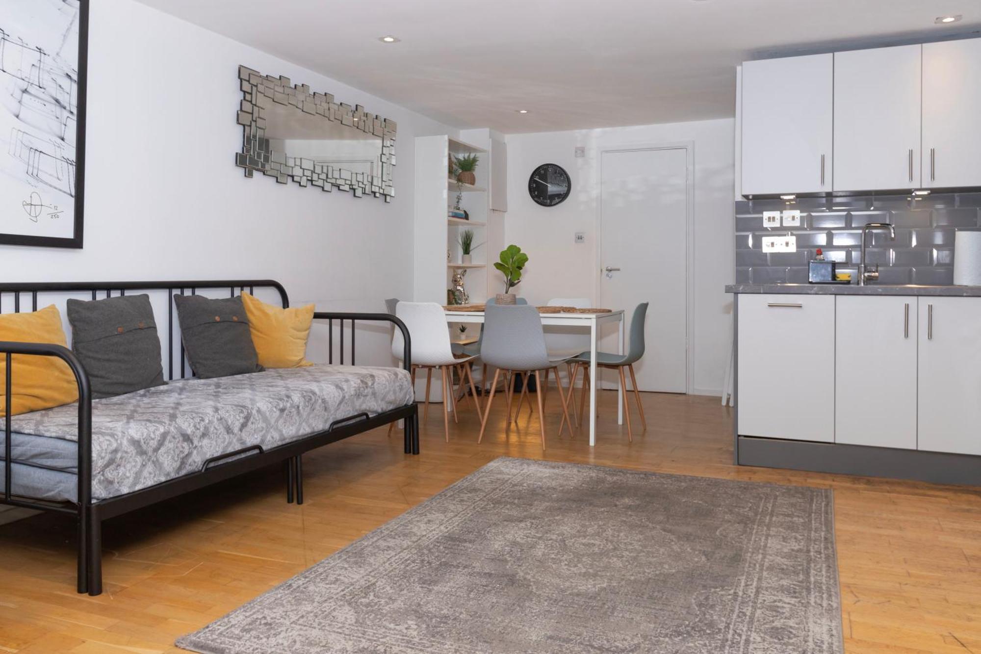 Cosy Ground Floor Apartment London Exterior photo